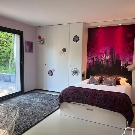 Privat bolig Deluxe Dans Les Hauts D'orfeuille A Les Valence & Monteleger