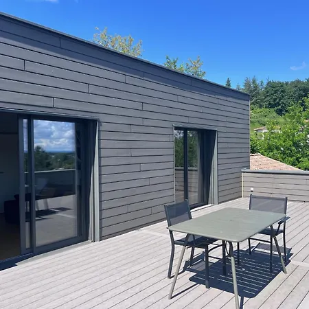 Deluxe Dans Les Hauts D'orfeuille A Les Valence & Monteleger *