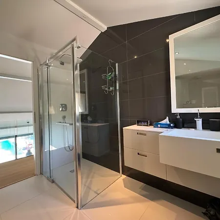 Privat bolig Deluxe Dans Les Hauts D'orfeuille A Les Valence & Monteleger